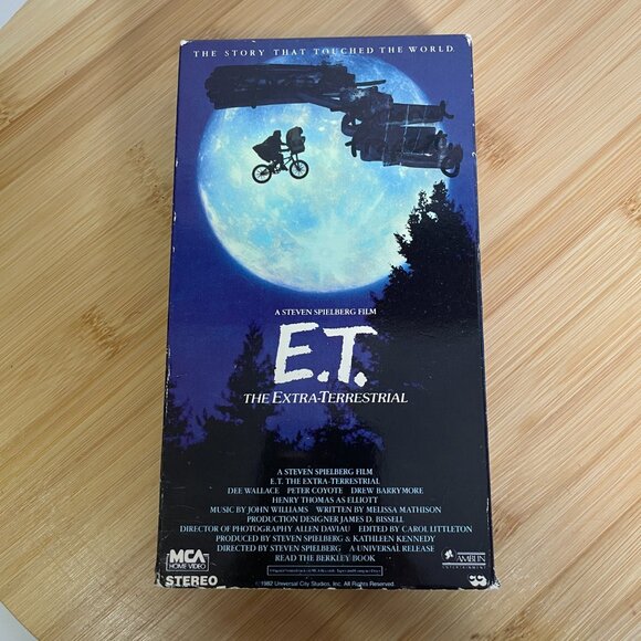 Vintage E.T. The Extra-Terrestrial VHS MCA Green Flap 1988 Video Cassette Tape - Picture 2 of 11